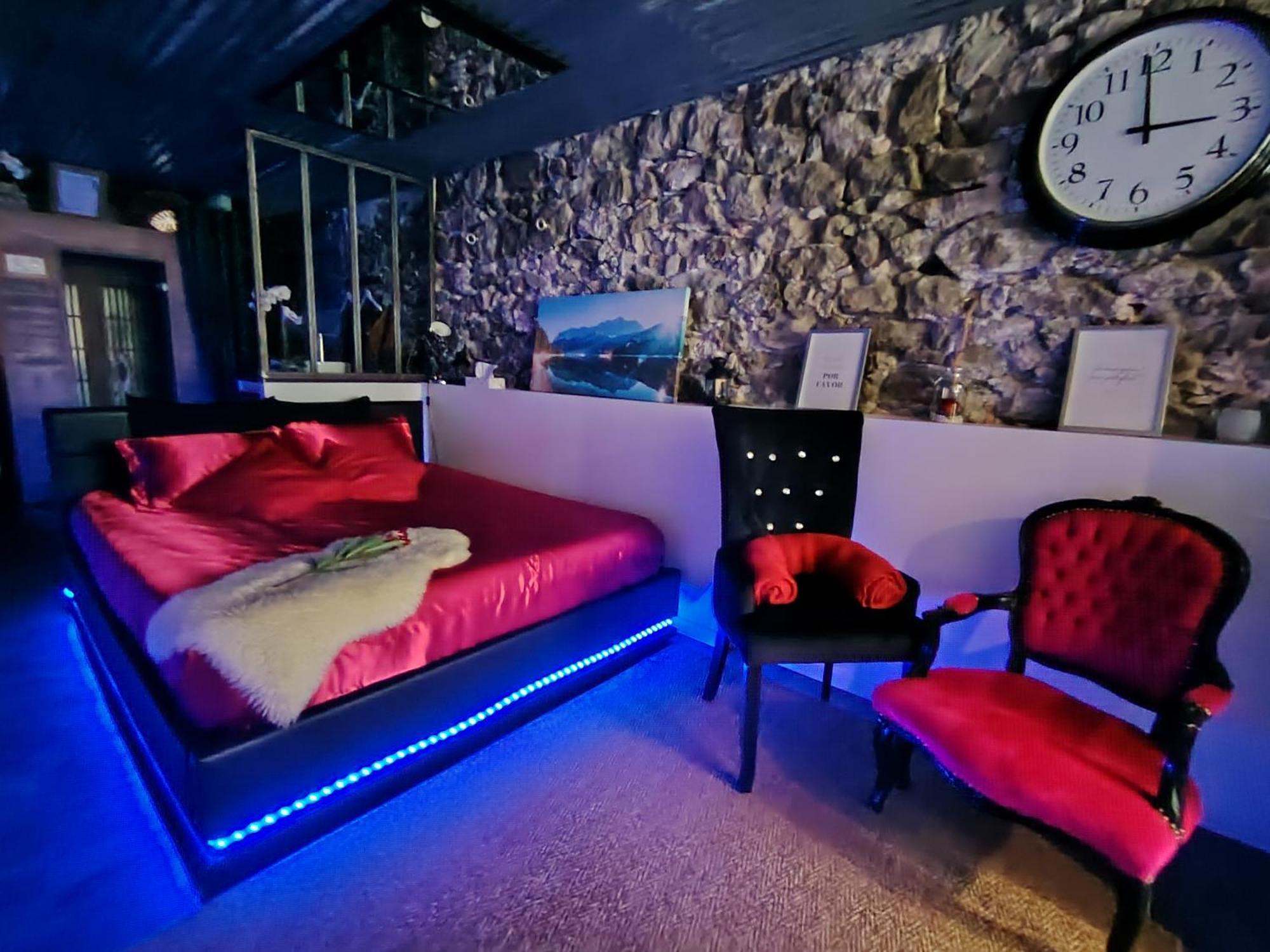 Sweet Loft Grenoble-Love Room Avec Jacuzzi & Sauna Luaran gambar
